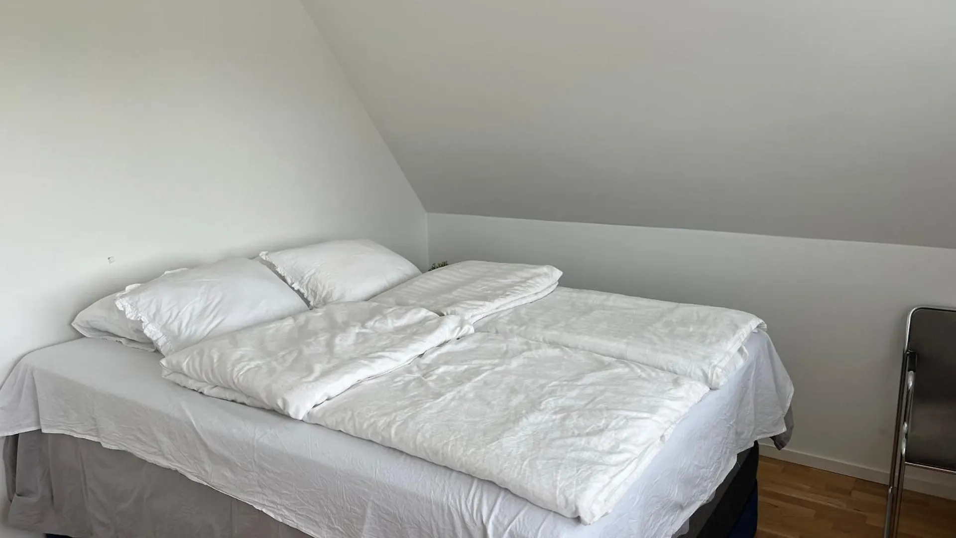Comfortable Room In Malmo- Husievaegen 100 Svezia